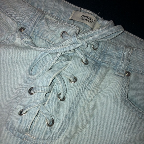 Women’s lace up denim skirt - Picture 3 of 4